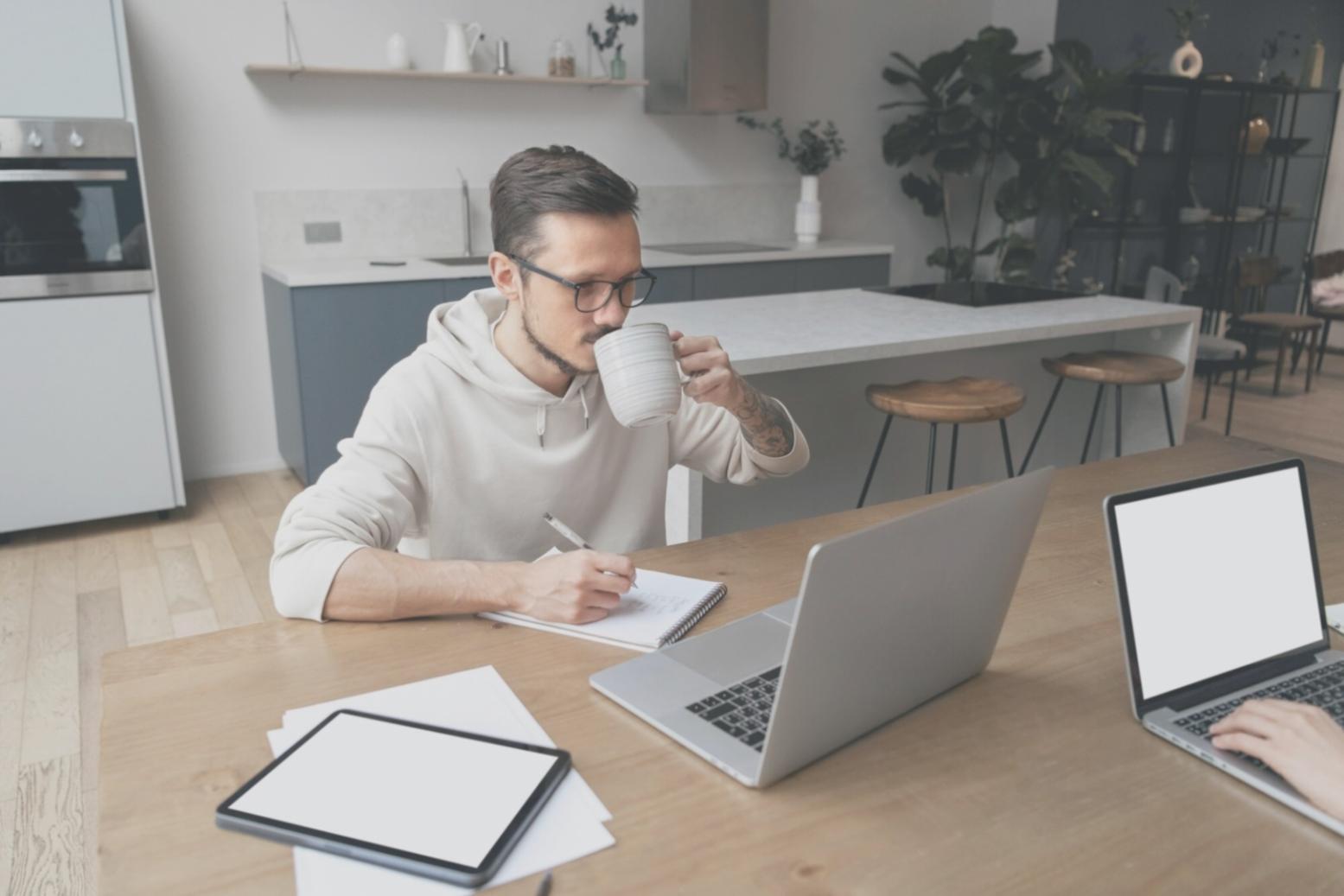 One-on-one financial education session